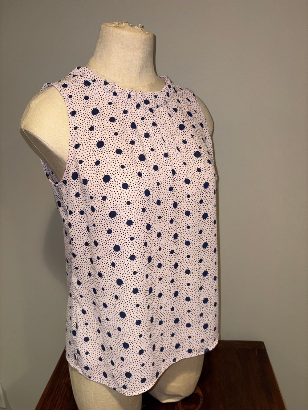 TALBOTS MULTI-DOT SHELL SIZE XS PETITE - Picture 3 of 9